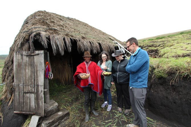 private-tour-quilotoa-lagoon-from-quito-all-inclusive