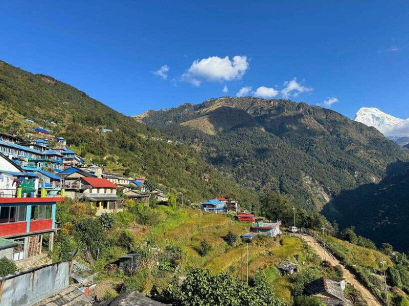private-tour-roaming-around-pokhara-top-hotels