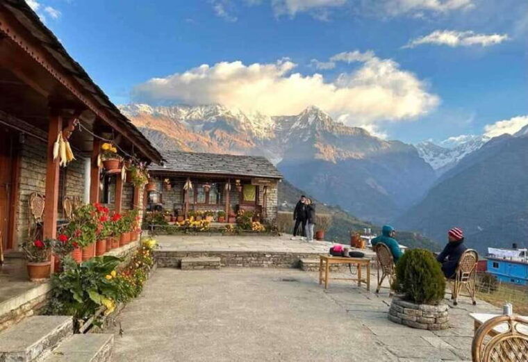 private-tour-roaming-around-pokhara-top-hotels
