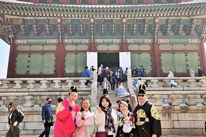Private Tour : Royal Palace & Traditional Villages wearing Hanbok - An In-Depth Look at the Experience