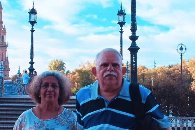 private-tour-royal-palacecathedralspain-squaremaria-luisa-park