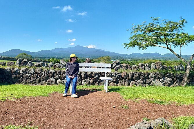 Private Tour Sangumburi Crater & Jeju stone park in jeju island - Who Should Consider This Tour?