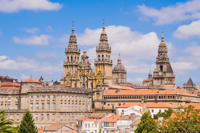 private-tour-santiago-de-compostela-from-lisbon