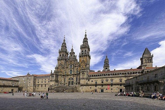 private-tour-santiago-de-compostela-from-lisbon