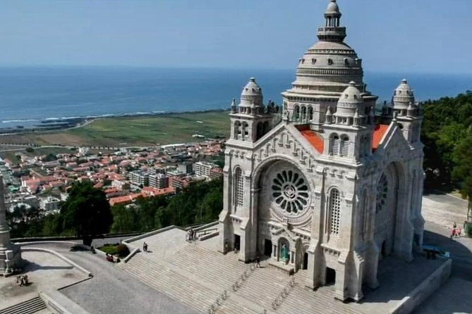private-tour-santiago-de-compostela-viana-do-castelo-from-porto