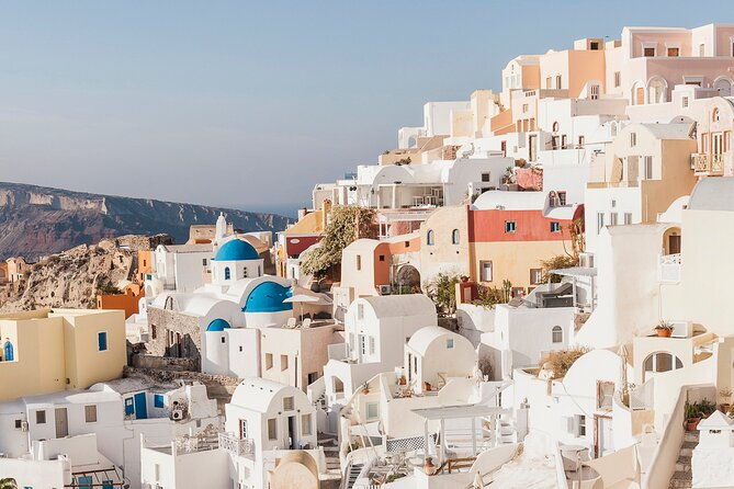 private-tour-santorini-highlights-with-akrotiri