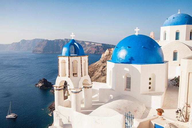 private-tour-santorini-highlights-with-akrotiri