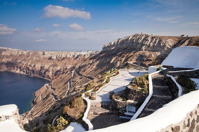 private-tour-santorini-highlights-with-akrotiri