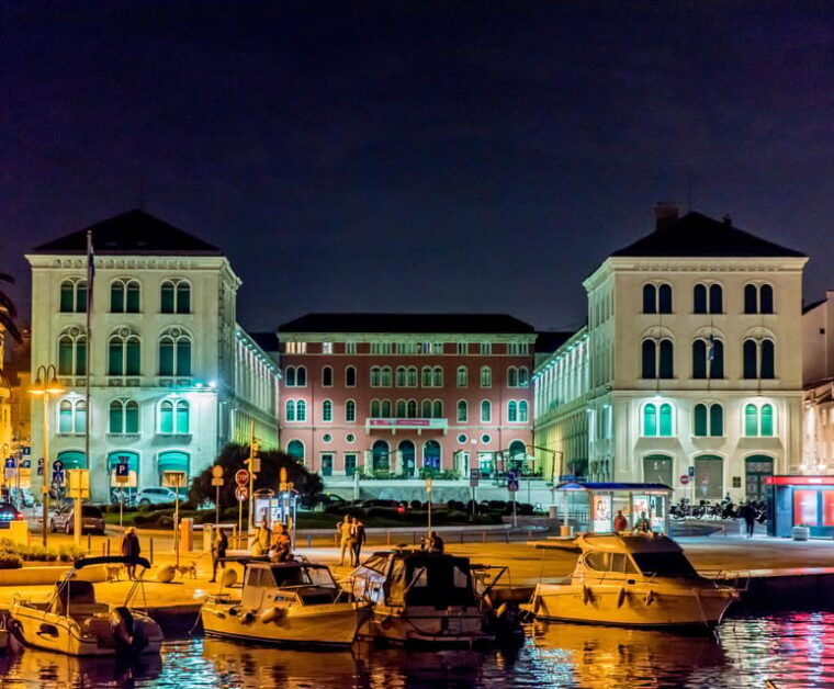 private-tour-split-by-night