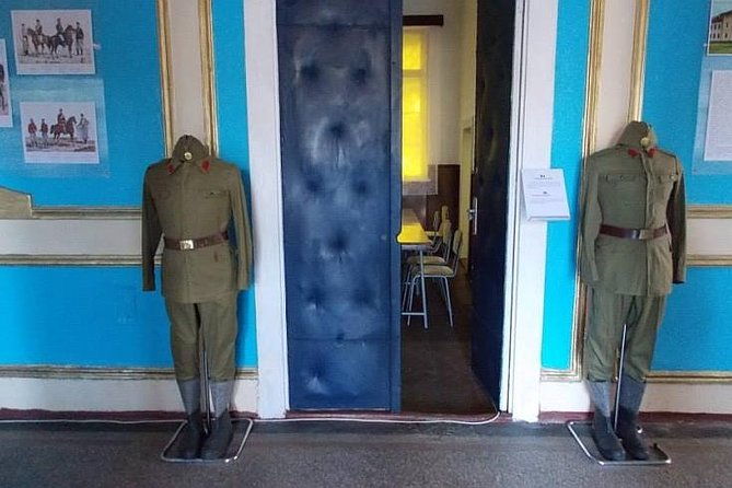 private-tour-story-of-communism-in-bucharest