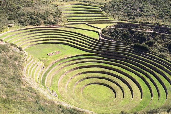 private-tour-super-sacred-valley-chinchero-maras-moray-ollantaytambo