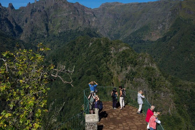 private-tour-the-enchanting-north-jeep-safari-tour-full-day