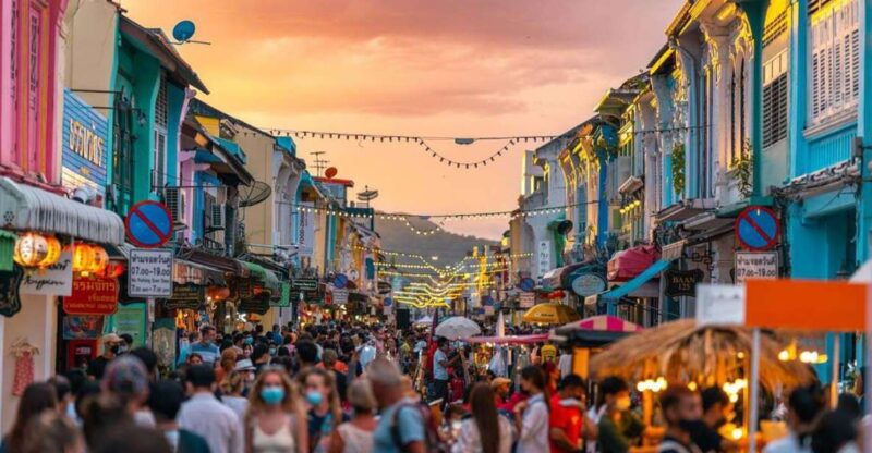 private-tour-the-essence-of-phuket-with-spanish-guide
