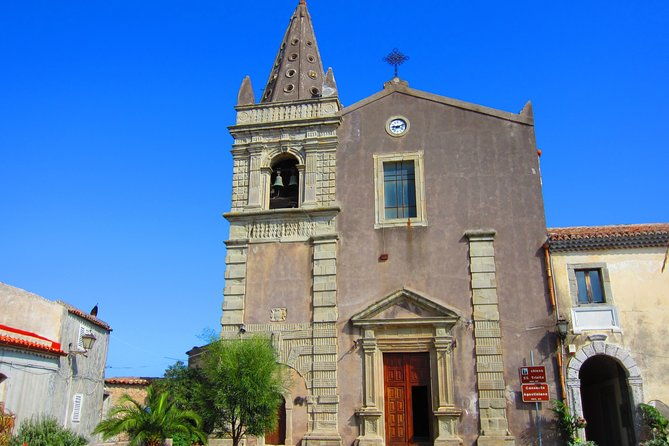 private-tour-the-godfather-from-taormina-visit-of-savoca-and-forza-dagro