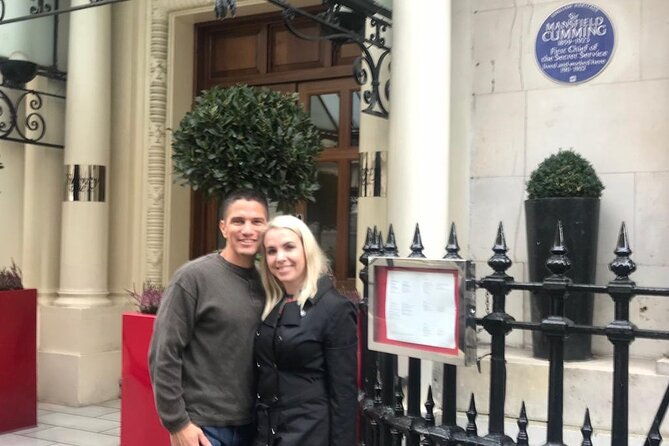 private-tour-the-london-of-shakespeare-the-beatles-james-bond-and-sherlock-holmes-by-traditional-black-cab