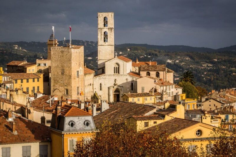 private-tour-the-most-beautiful-medieval-villages-full-day