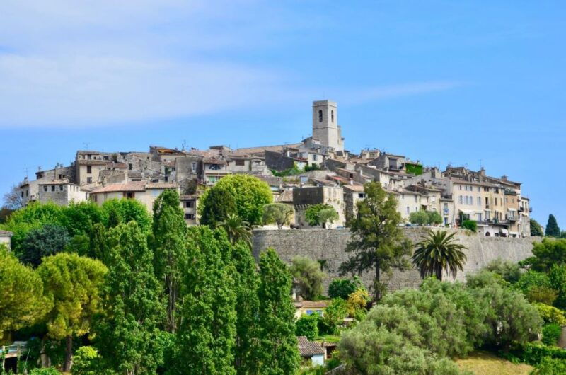 private-tour-the-most-beautiful-medieval-villages-full-day