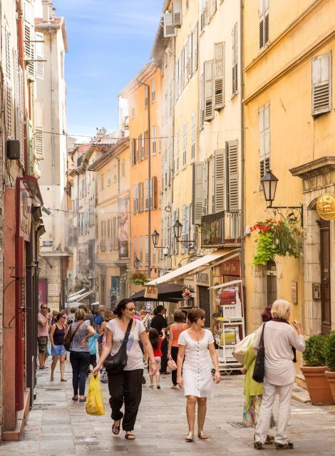 private-tour-the-most-beautiful-medieval-villages-full-day