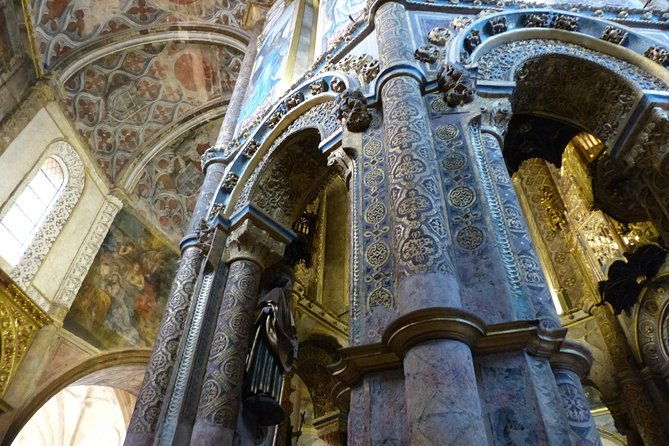 private-tour-the-templars-treasure-to-tomar-batalha-and-alcobaca-from-lisbon