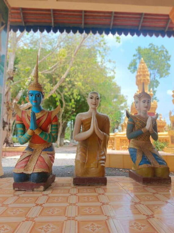private-tour-through-battambang-local-area-and-landmark