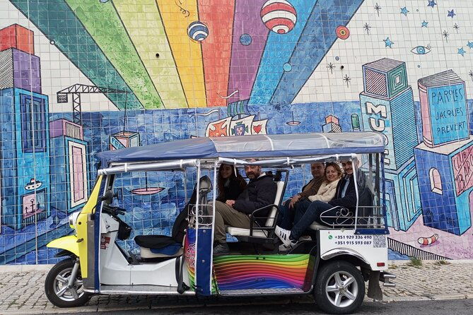 private-tour-through-lisbon-half-day-experience-by-tuk-tuk