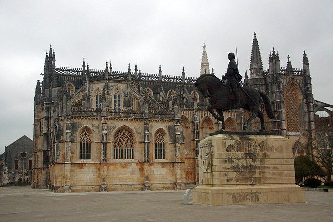 private-tour-through-tomar-fatima-and-batalha-historical-sites