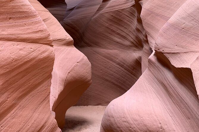 PRIVATE Tour to Antelope Canyon & Horseshoe Bend in Luxury SUV - The Value and Experience