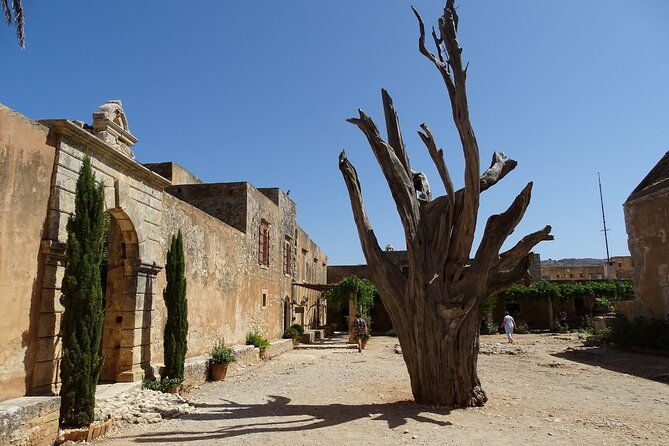private-tour-to-arkadi-monastery-and-rethymno-from-heraklion