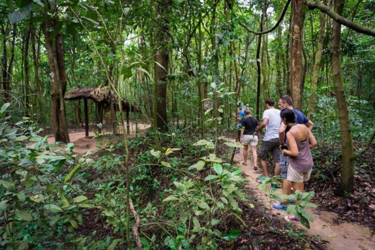 private-tour-to-cao-dai-temple-and-cu-chi-tunnels
