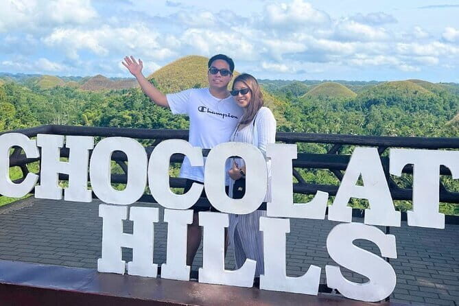 Private Tour to Chocolate Hills, Tarsiers, & River Lunch in Bohol - Practical Tips for Your Bohol Tour