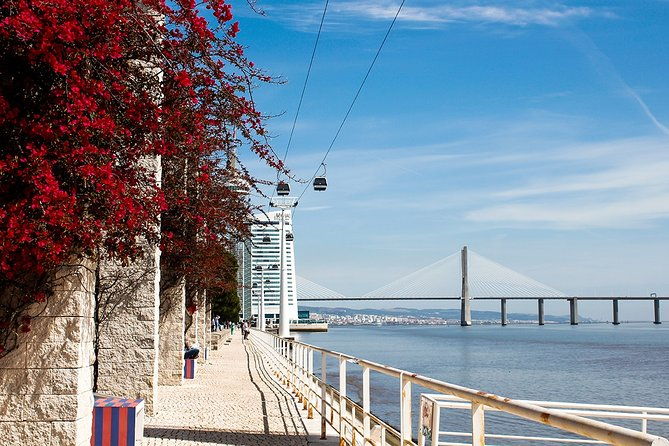 private-tour-to-cosmopolitan-lisbon-past-and-present