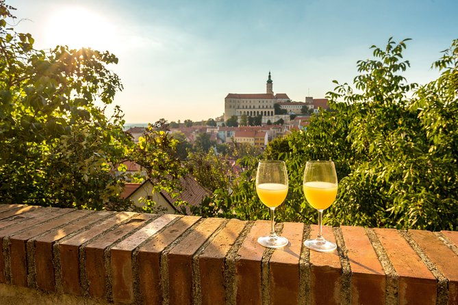 private-tour-to-czech-wine-regions-lednice-and-valtice