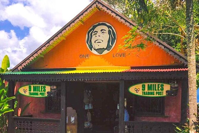 private-tour-to-dunns-river-falls-bob-marley-nine-mile-w-entry