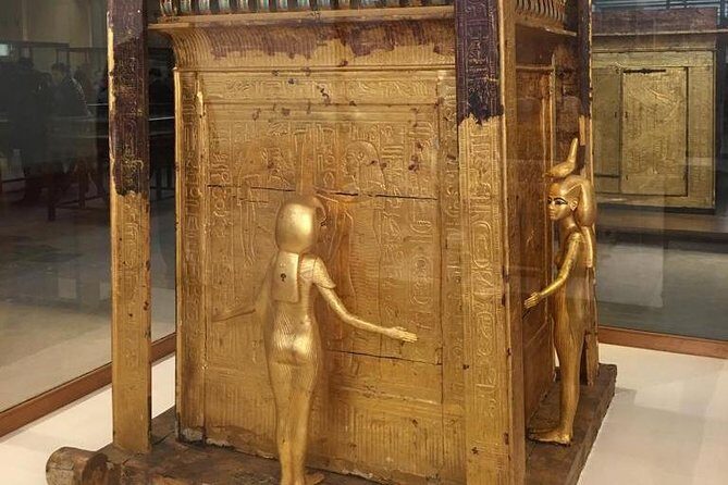 private tour to Egyptian museum with Lunch and local guide - FAQ