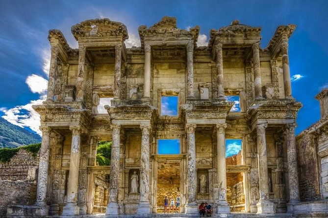 private-tour-to-ephesus-house-of-virgin-mary-sirince-village