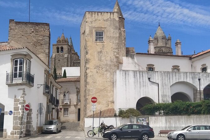 private-tour-to-evora-with-wine-tasting