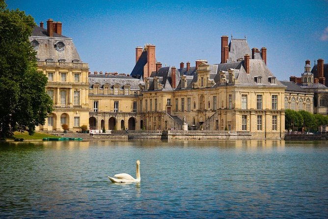 private-tour-to-fontainebleau-from-paris-tickets-included