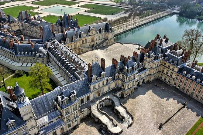 private-tour-to-fontainebleau-from-paris-tickets-included