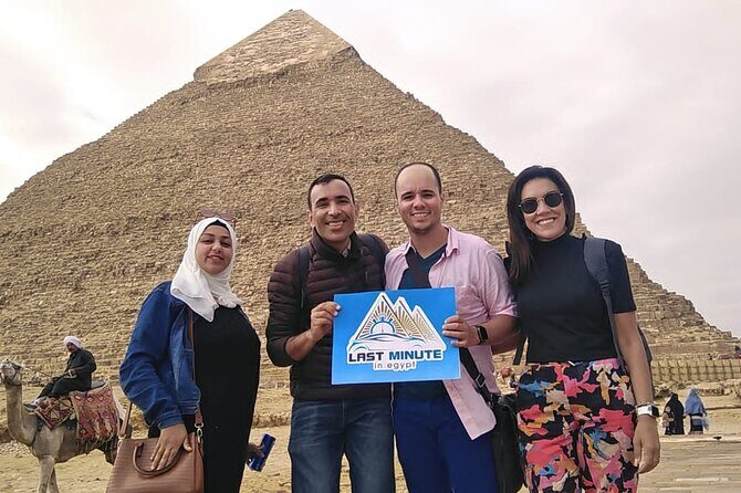 Private tour to Giza Pyramids and the great Sphinx - Transportation and Comfort