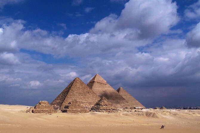 Private Tour to Giza Pyramids, Sphinx, Coptic Cairo and Islamic Cairo - Who Would Love This Tour?