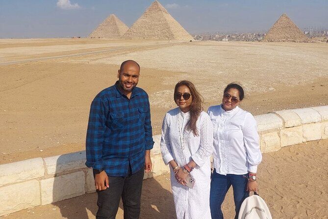 Private Tour to Giza Pyramids, Sphinx with Camel Ride and Lunch - Exploring the Giza Pyramids and Sphinx with a Guided Touch