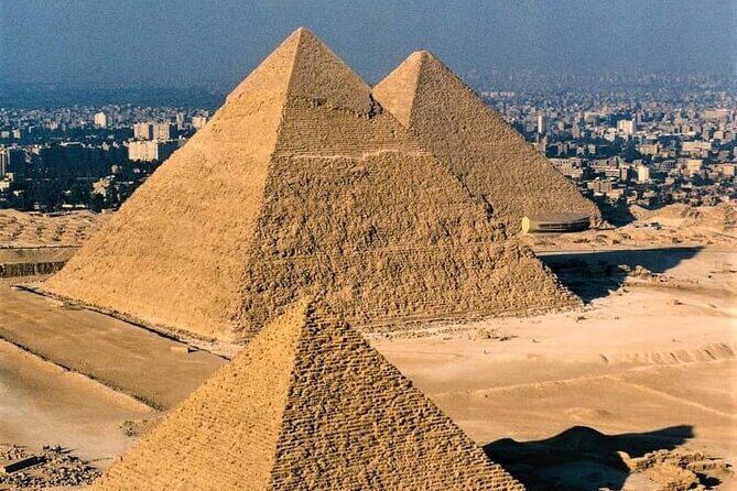 Private Tour to Giza Pyramids,Sphinx,Egyptian Museum&local lunch - FAQs