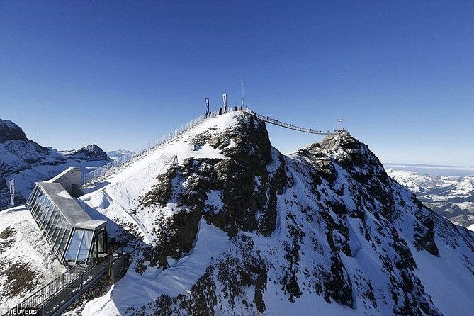 private-tour-to-glacier-3000-from-geneva