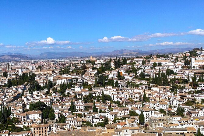 private-tour-to-granada-from-seville-with-visit-to-the-alhambra-2