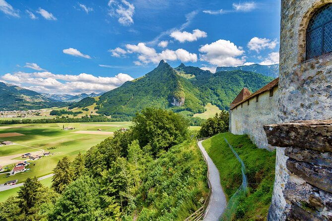private-tour-to-gruyeres-chocolate-cheese-factory-from-geneva