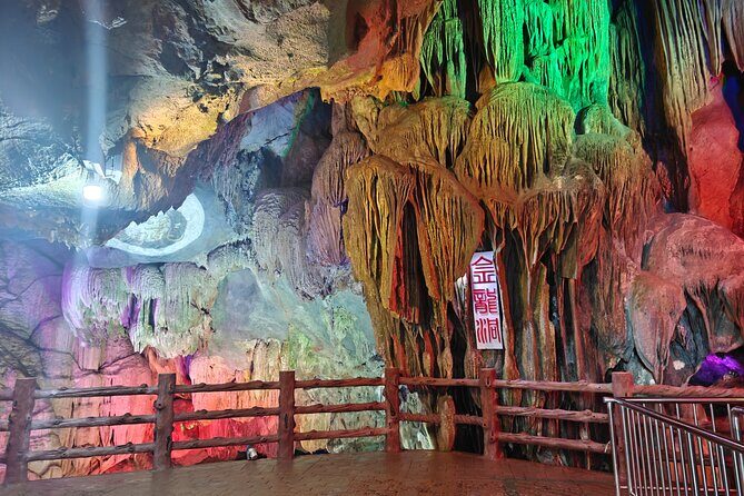 Private Tour to Gulong Canyon and Jinlong Cave from Guangzhou - The Highlights of the Tour
