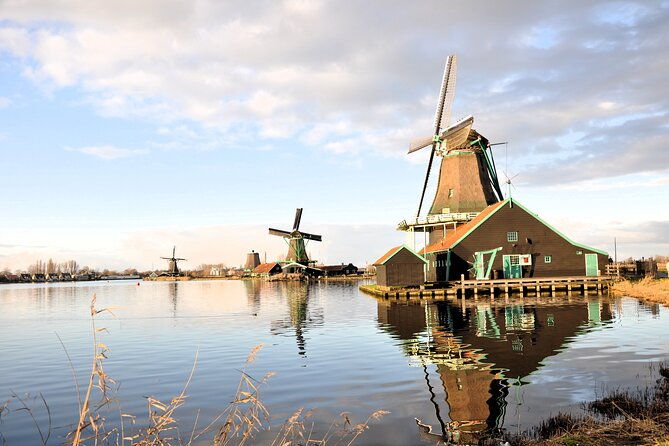 private-tour-to-holland-zaanse-schans-volendam-and-marken