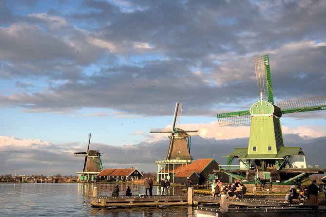 private-tour-to-holland-zaanse-schans-volendam-and-marken
