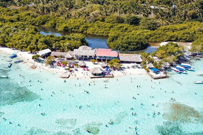 private-tour-to-isla-mucura-and-tintipan-from-cartagena