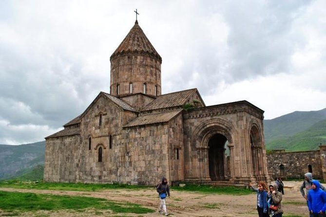 private-tour-to-khor-virap-areni-winery-noravank-tatev-ropeway
